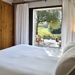Hotel Domaine De Peretti Della Rocca 4*