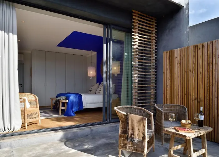 Domaine De Peretti Della Rocca 4* Figari (Corsica)