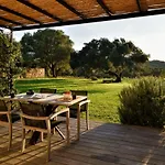 Hotel Domaine De Peretti Della Rocca Figari (Corsica)