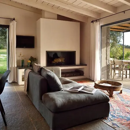 Domaine De Peretti Della Rocca מלון 4*