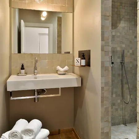 Domaine De Peretti Della Rocca Figari (Corsica)