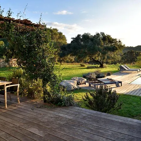 Domaine De Peretti Della Rocca 4*