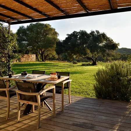 Hotel Domaine De Peretti Della Rocca Figari (Corsica)