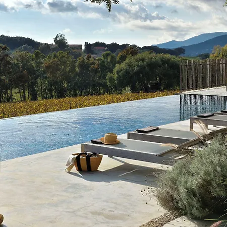 Domaine De Peretti Della Rocca מלון 4*