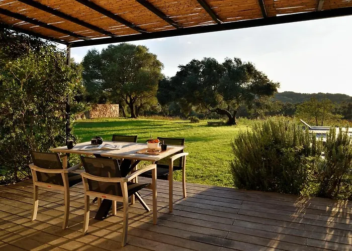 Hotel Domaine De Peretti Della Rocca Figari (Corsica)